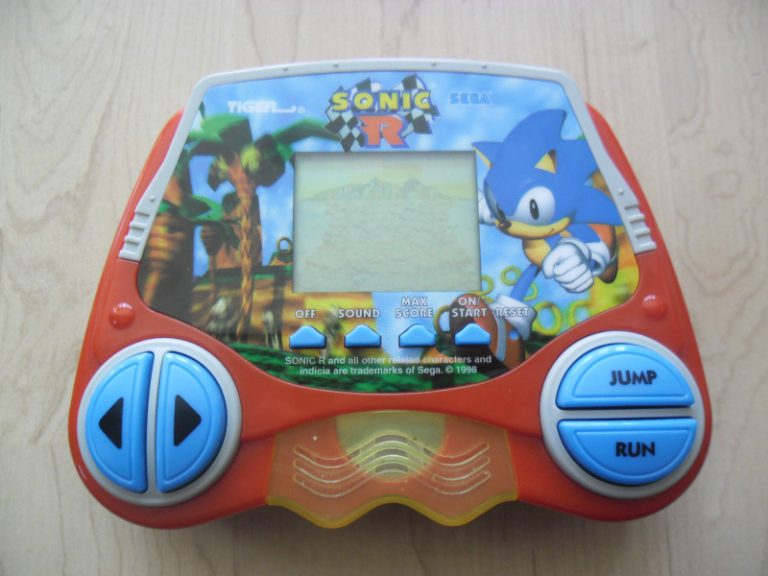 Sonic R (LCD game, US)